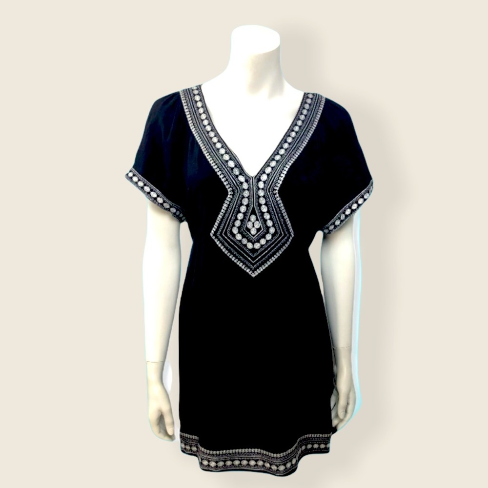 Forever 21 Black Embroidered Tunic Cover Up Dress Size S